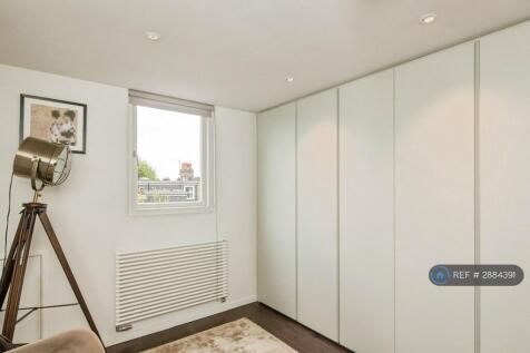 Dressing Room/Studio/Bedroom