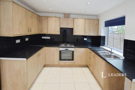 Harwich Road, Colchester, Essex, CO4 photo 3