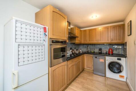 Slievemore Close, Clapham photo 3