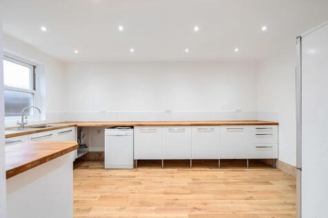 1385904-17-692da0...