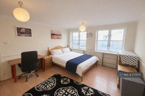 Room Main Pic2