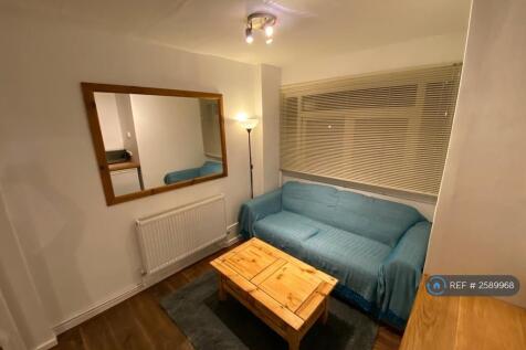 Bright, Spacious Living Area