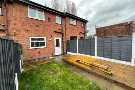 Middlehurst Avenue Rear Garden