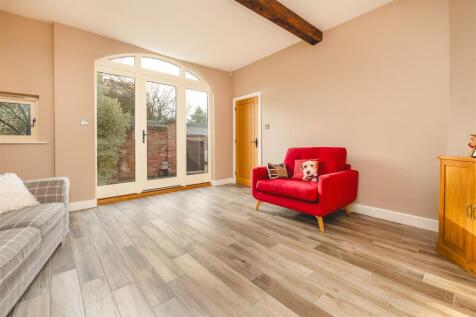 Upper Church St, Ashby