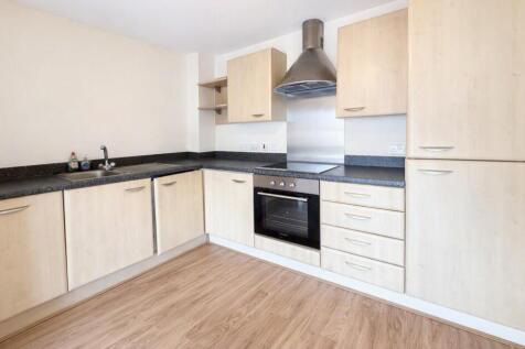 Regent Court, Savile Park, Halifax photo 5