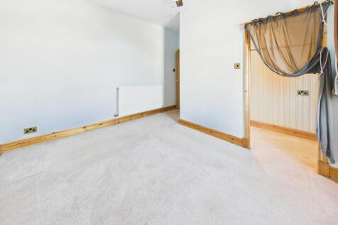 CAM03185G0-PR0094-STILL003