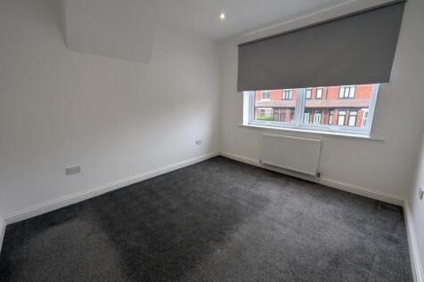  Bury Old Road, Whitefield, M45 photo 5