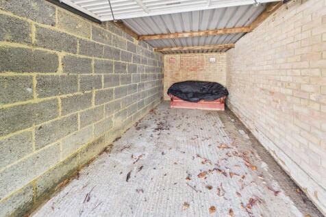 GARAGE INSIDE