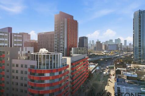 London, E16 - property photo
