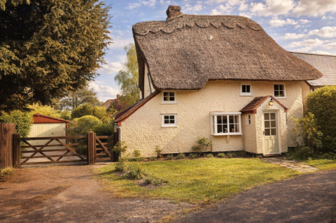 Royston, SG8 - property photo