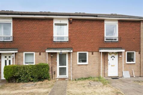 43 Southwood Close, KT4 external 1.jpg