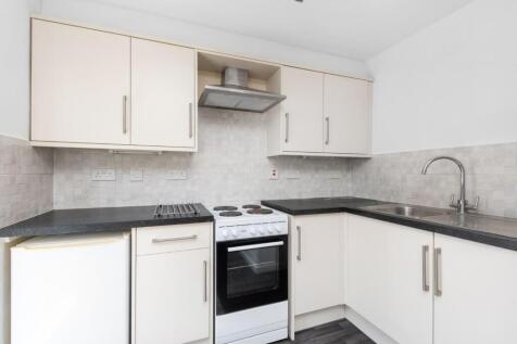 Flat 6 Knightstone Place, High Street, Weston, Bat