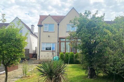 12 Little Common Rd - Rear.jpg