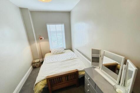 9452f50d--4E84-8E87-38B929864217-91935-00000C8EB8E