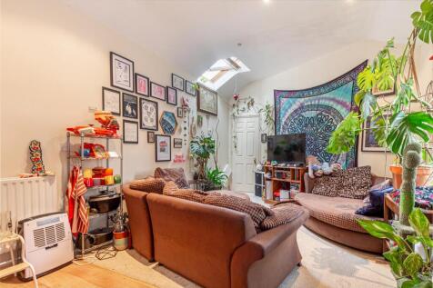 Living-room-1.jpg