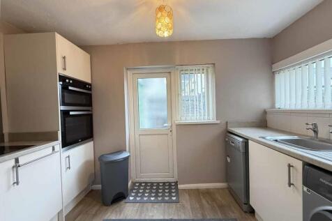 Florence Place 7 - Kitchen...jpg