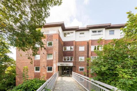 Hove, BN3 - property photo