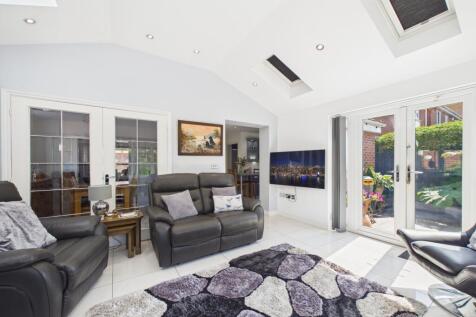 Family/Sitting Room