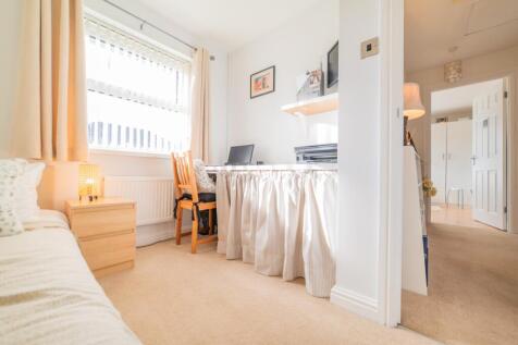 Award-winning Media team on EVERY Listing_38