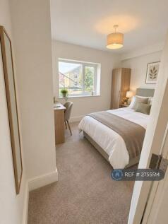 Wakefield Road, Leeds, LS26 photo 3