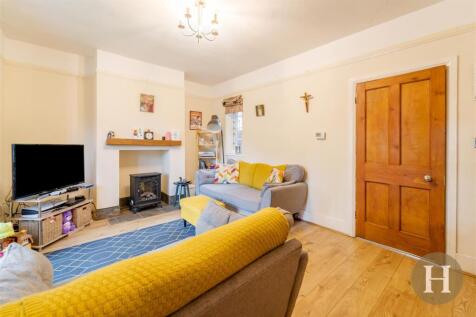 Hadleigh Estate Agents-1.jpg