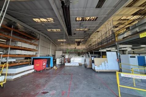 Light Industrial to rent Image 10