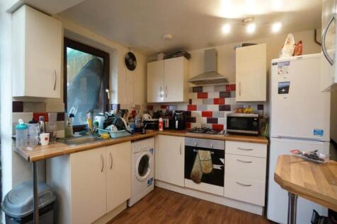 Kitchen.JPG