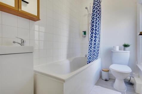 Daimler House Apt3 P.jpg