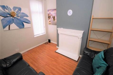 3-bed house on Leopold Road, Kensington Fields, Liverpool, £498/mo