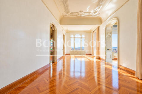 Espectacular-villa-modernista-catalogada-con-vi...