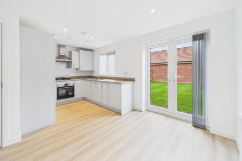 Kitchen/Dining Area