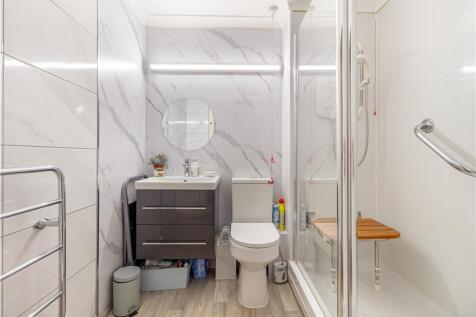 Bathroom-1.jpg