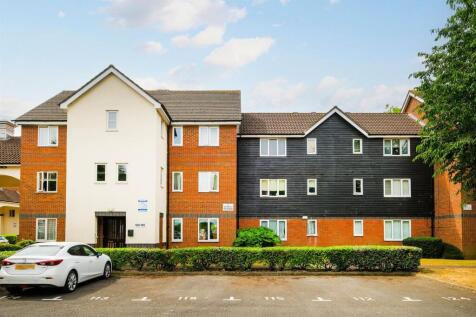 London, E4 - property photo