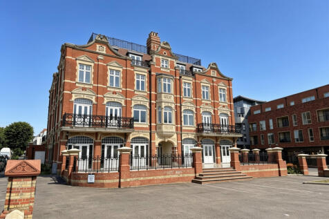 The Grand Apartments, leigh-on-Sea