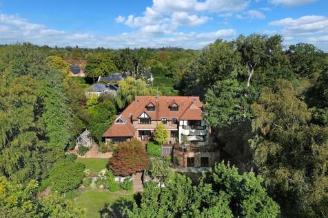 Nuns Walk, Virginia Water, Surrey GU25. 6 bedroom detached house for sale