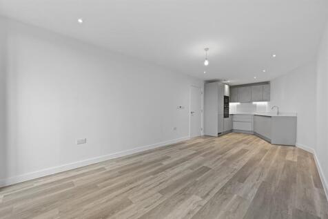 Wrealty - Flat 29, Bejoux Court - ReceptionB3 (1).