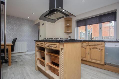 Kitchen/Breakfast Room (Formerly Garage)