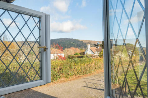 1383937-25-691f3d...