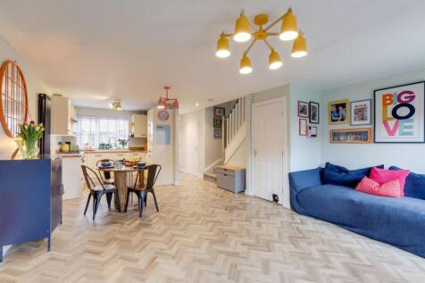 Open Plan Living/Kitchen Area