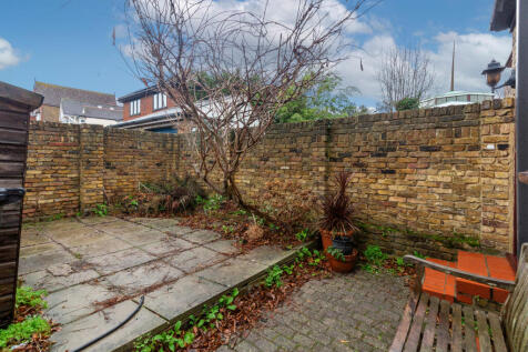 65 Grove Hill, South Woodford, London, E18 2JA