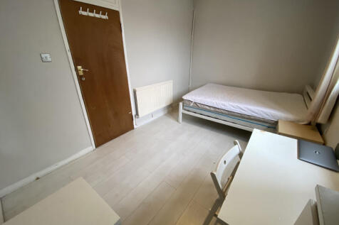 Bethnal Green, London E2 photo 4