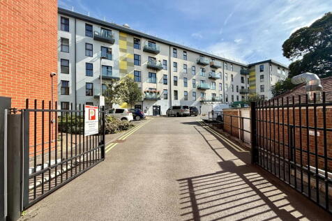 Property Image 9