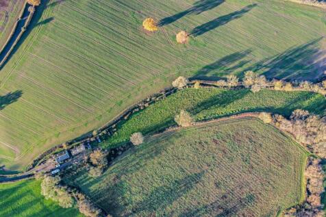 dji_fly_20251203_141938_927_1764771945908_photo_op