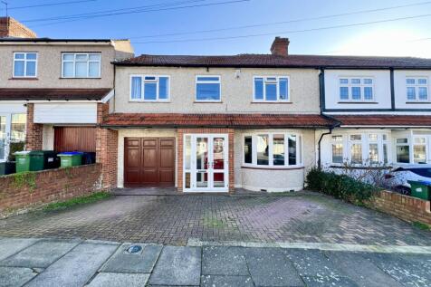 Presented by Clinton at EweMove Bexleyheath and Da