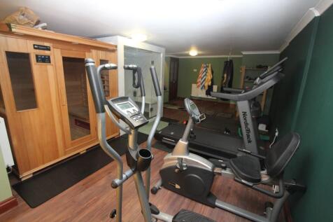 Gym with Steam Room and Sauna