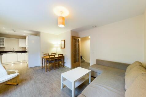 Central Point, Feathers Lane photo 4