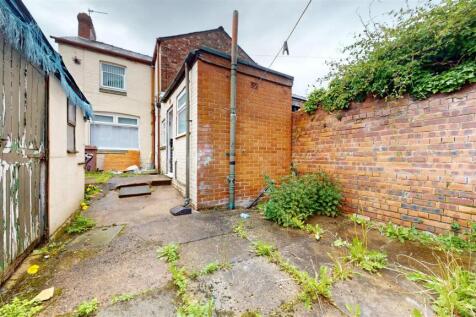 Rivington Road Rear Garden