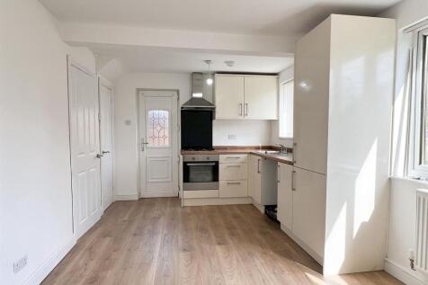 KITCHEN.jpeg