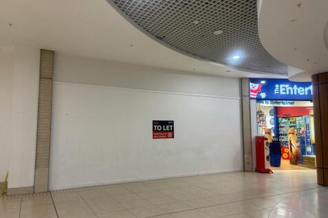 Unit 48 - Kingsgate Dunfermline (2) 230726.jpg