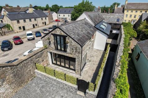 Cowbridge, CF71 - property photo